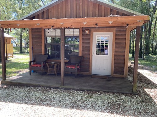 Cottage on Private farm. Close to horse shows and scuba diving