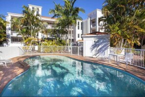Pool - Top Floor in Burleigh: Pool Parking Walk To Beach (Gold Coast)