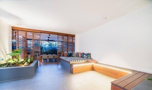 Interior - 1 Bedroom Brisbane Unit W Pool & Parking (South Brisbane)