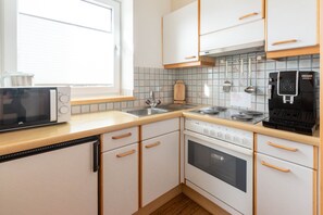 Geschirrspüler, Esstisch