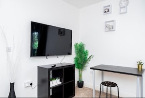 Lounge - Bayview Apartments (Southampton)
