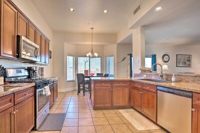 Modern Tucson Home w/ Patio + Saltwater Pool!