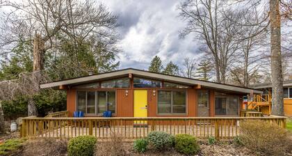 Midcentury Modern Bungalow Bethel Woods/White Lake