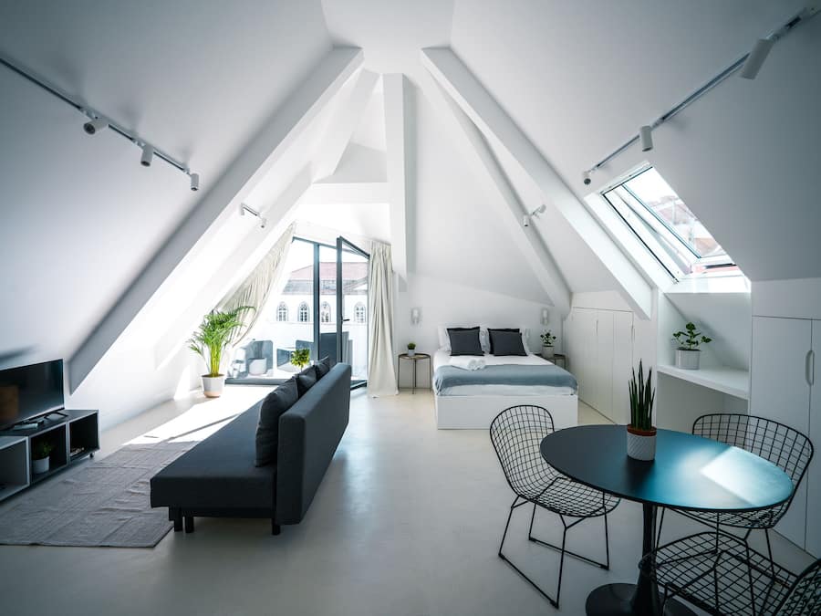 Superior Studio | Living area | 42-inch flat-screen TV with cable channels, TV