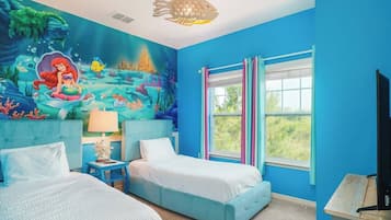 Huis, Meerdere bedden, keuken, uitzicht op tuin (Making Memories in Orlando) | 4 slaapkamers, individueel gedecoreerd, individueel gemeubileerd