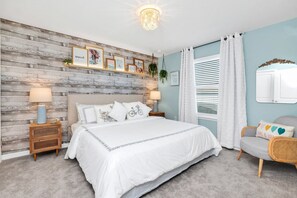 8 habitaciones, tabla de planchar con plancha, wifi y ropa de cama 
