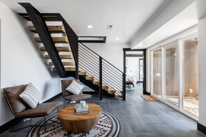 House, Multiple Beds, Hot Tub, Mountain View | Living room | 40-inch TV with cable channels, fireplace - Kimball Canyon Gold (Park City)