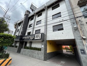 Front of property - HOTEL ROSSEL PLAZA (Mexico City)