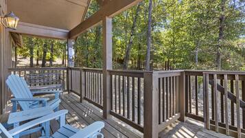 House, Multiple Beds, Balcony, Garden View (Grey Moose Lodge) | View from room