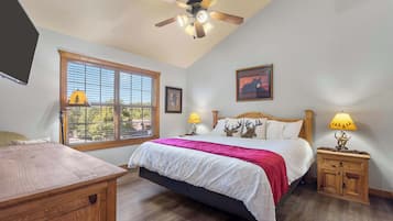 House, Multiple Beds, Balcony, Garden View (Grey Moose Lodge) | 3 bedrooms, individually decorated, individually furnished