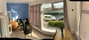 Deluxe Triple Room, Ensuite, Sea View | Interior