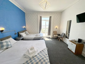 Quadruple Room, Ensuite, Sea View | Free WiFi, bed sheets