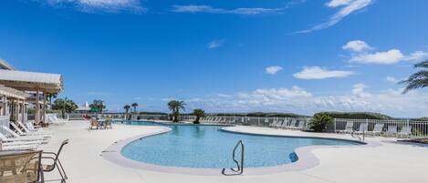 Innenpool, Außenpool