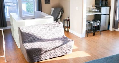 Cozy Suite~Summer Fun Blocks Away!