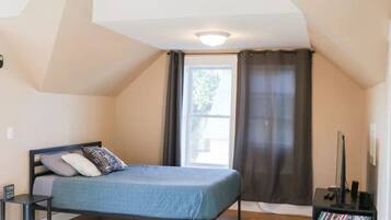 1 bedroom, iron/ironing board, free WiFi, bed sheets