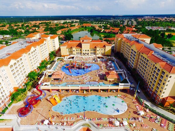 Piscine extérieure, piscine chauffée