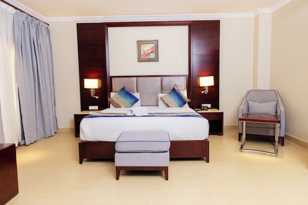 Deluxe-Zimmer | Zimmersafe, individuell dekoriert, individuell eingerichtet