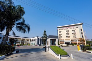 Front of property - The Grand Palace Hotel (Lusaka)