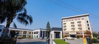 The Grand Palace Hotel