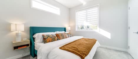 4 Schlafzimmer, Schreibtisch, Bügeleisen/Bügelbrett, kostenloses WLAN
