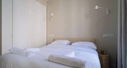 Charming Parisian 1BDR Apt Near Gare du Nord