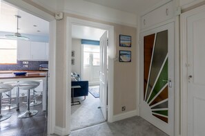 Interior - 2 bedr apmt, seaview terrace, central Broadstairs (Broadstairs)