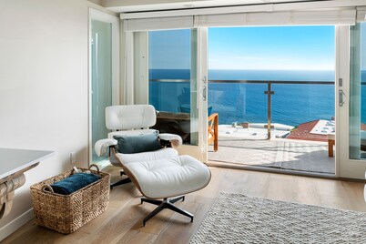 Gorgeous 180 degree ocean views Malibu/Santa Monica adjacent