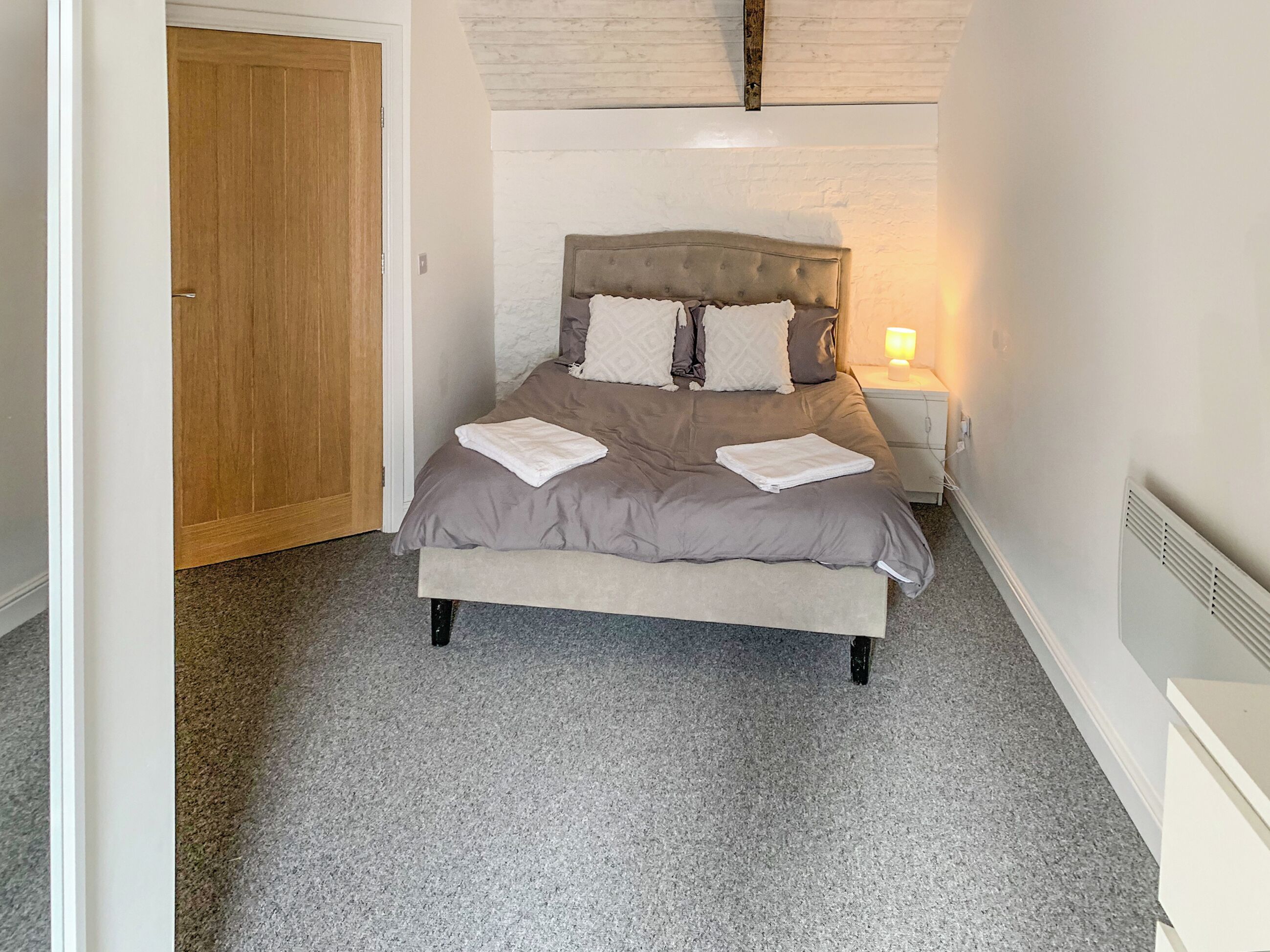 3 habitaciones, wifi gratis y ropa de cama 