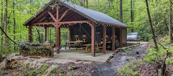 WiFi & Adventure - Fern Grove - Camping Cabin Retreat in Red River Gorge, Kentucky!