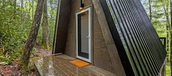 Creekside - Camping Cabin Retreat - RRG, KY