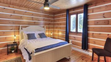 4 室のベッドルーム、アイロン / アイロン台、WiFi、ベッドシーツ