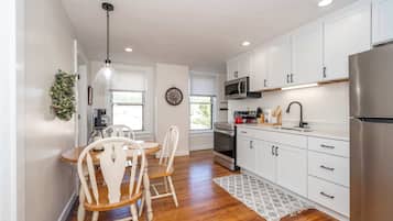 Condo, 1 Queen Bed, Fireplace | Private kitchen | Fridge, microwave, oven, stovetop