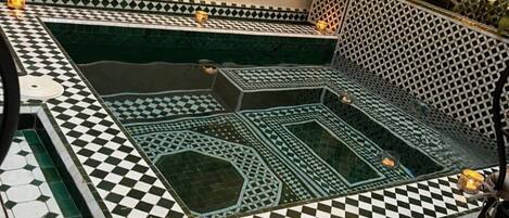 Indoor pool, outdoor pool