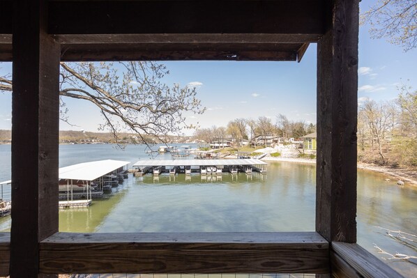 Property grounds - Lone Oak Point 07 - A Vintage Lake Vacation! (Sunrise Beach)
