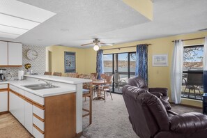 Interior - Lone Oak Point 07 - A Vintage Lake Vacation! (Sunrise Beach)