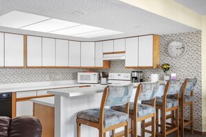 Fridge, microwave, oven, stovetop - Lone Oak Point 07 - A Vintage Lake Vacation! (Sunrise Beach)