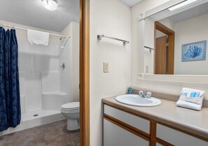 Dusche, Handtücher, Seife, Shampoo