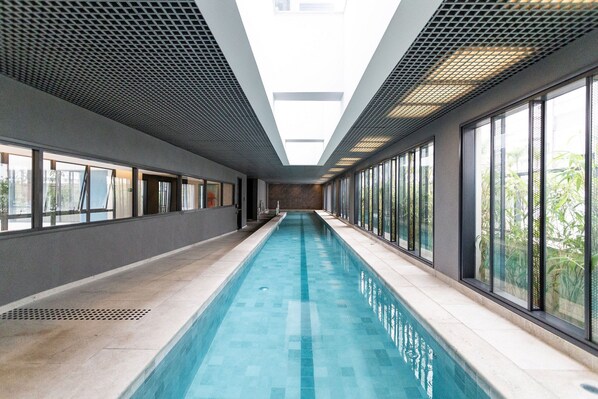 Indoor pool, outdoor pool - Studio Facto - São Paulo (São Paulo)
