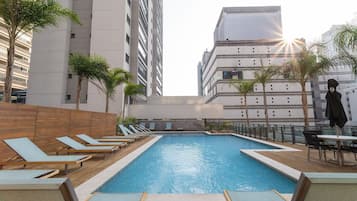 Piscina interna, piscina externa
