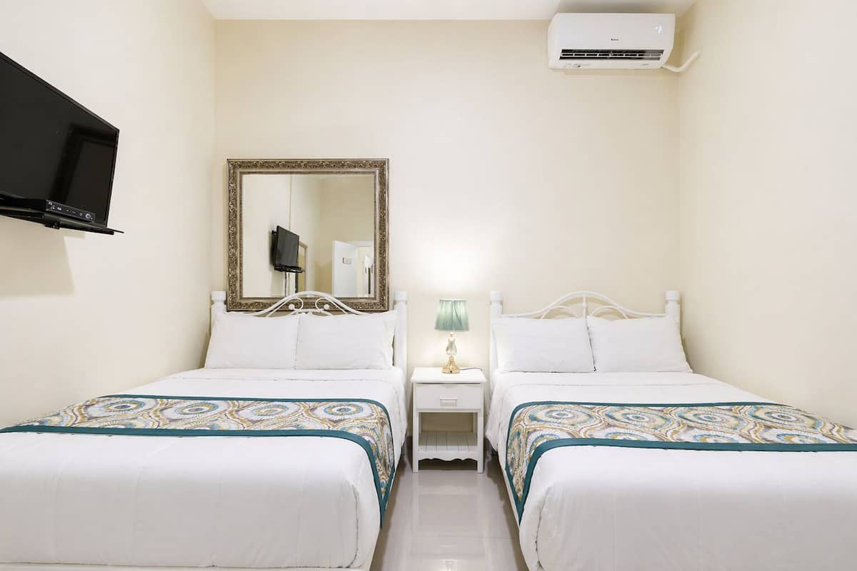 Standard Double Room | Desk, laptop workspace, free WiFi, bed sheets