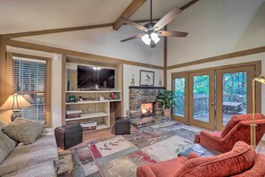 TV, fireplace, DVD player, books - Ski Resort Cabin w/ Deck in Beech Mountain! (Beech Mountain)