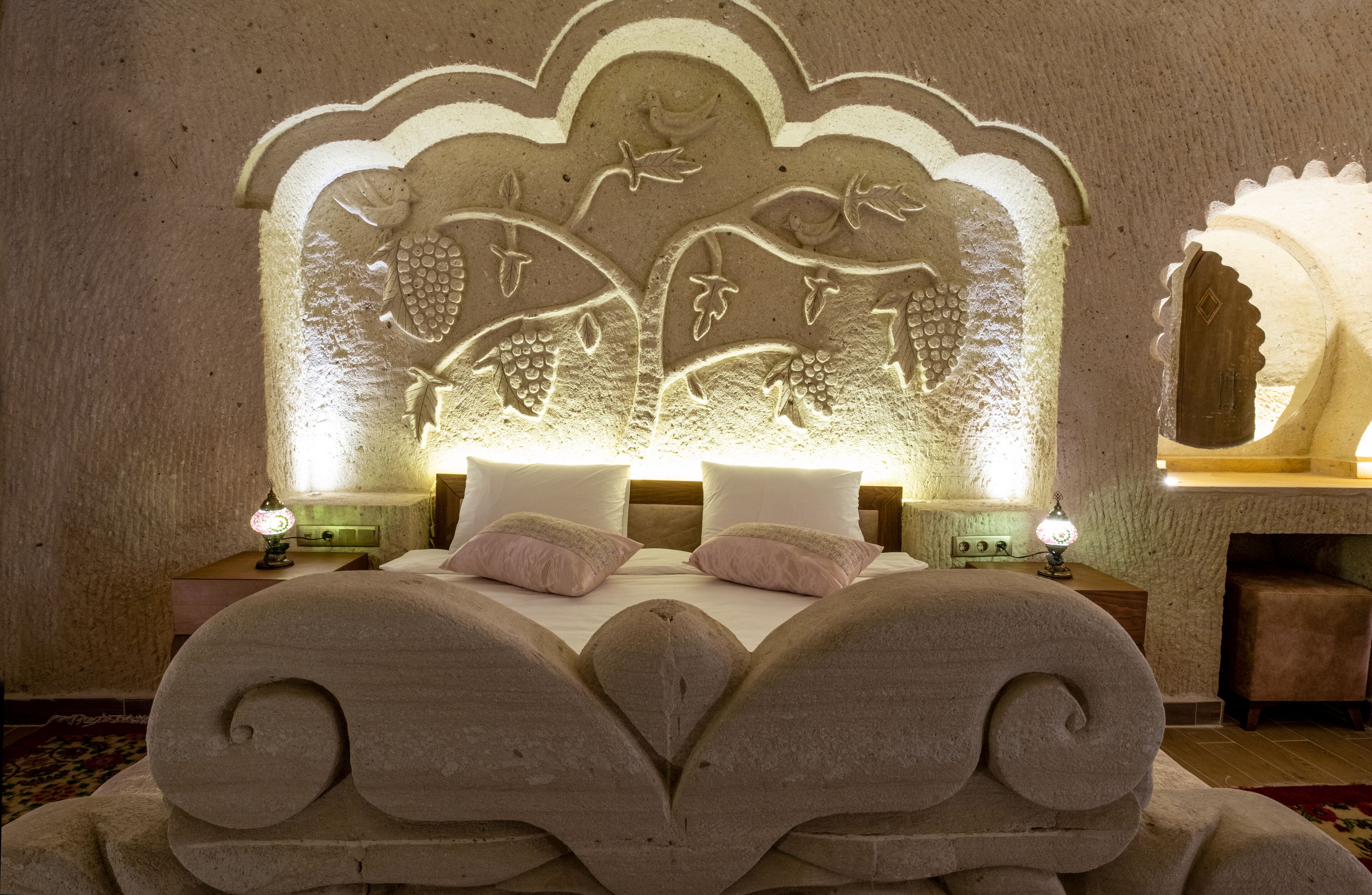 Deluxe Junior Cave Room | Premium bedding, free minibar items, soundproofing, free WiFi