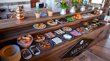 Free daily local cuisine breakfast