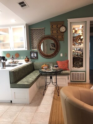 Interior - Quiet, Stand-alone Country Granny Cottage near the Village, (Arroyo Grande)