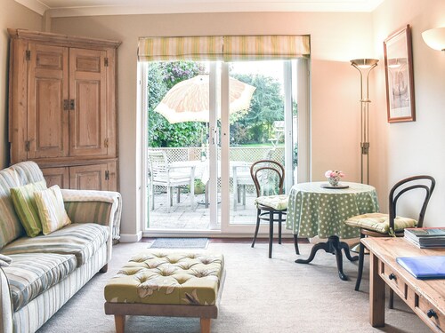 1 bedroom accommodation in Milford on Sea