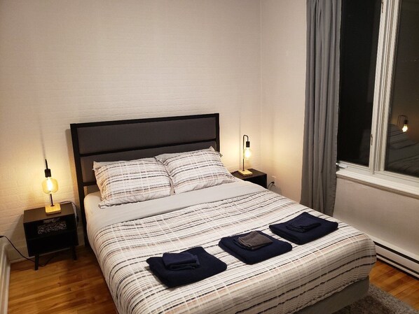 2 bedrooms, iron/ironing board, free WiFi, bed sheets