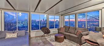 NEW House of Liberty: 3BR 2BA w/ PRVT Hot Tub, Modern Patio, Amazing City Views
