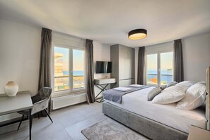 3 عدّة غرف نوم ومكواة/لوح كي وواي فاي مجانًا وملاءات أسرّة