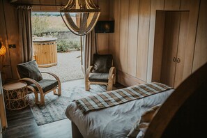 In-room safe, individually decorated, individually furnished, desk - Runa Farm (Barnard Castle)