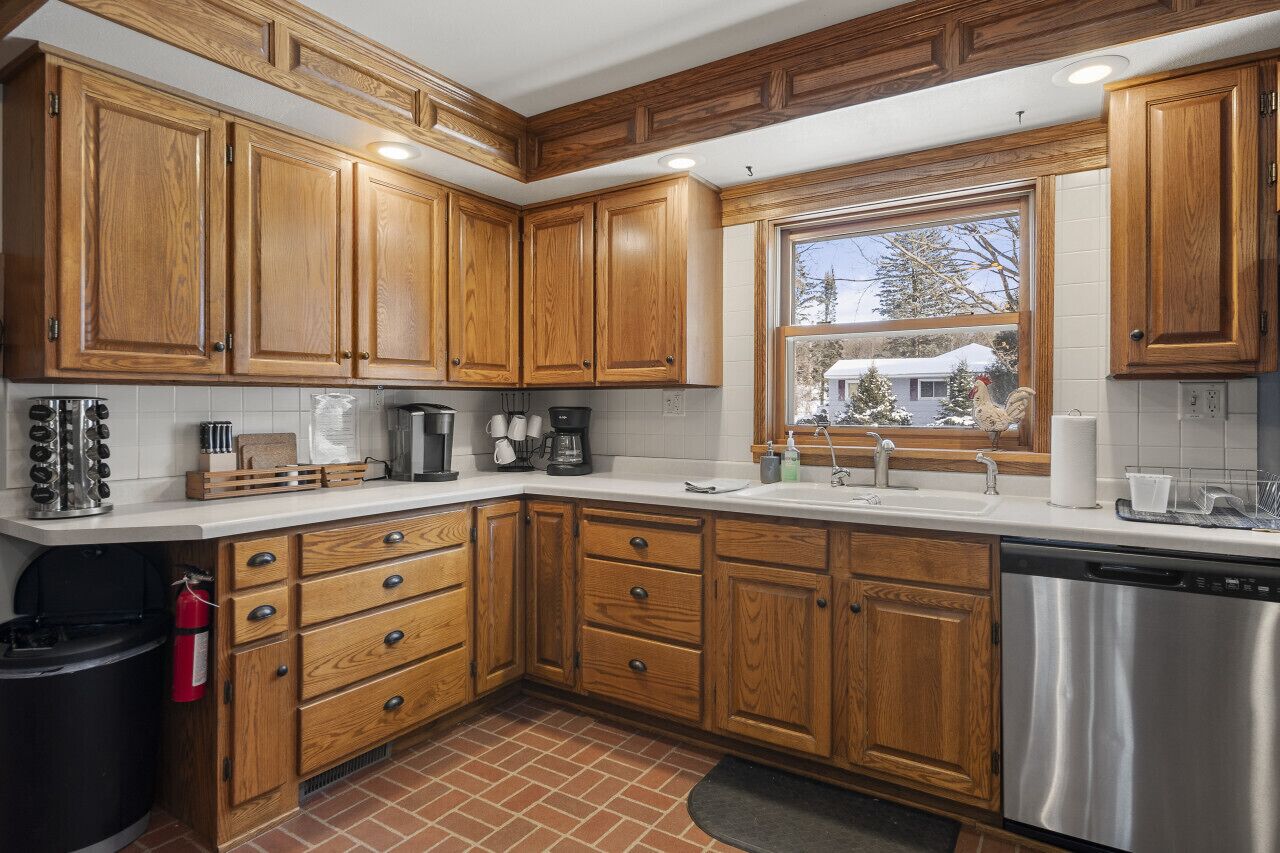 Frigorífic, microones, forn i placa de cuina 